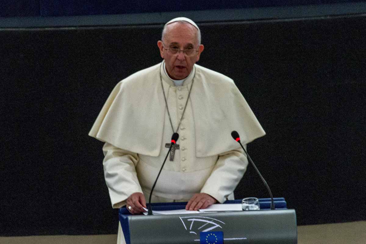 Papst Franziskus - Ein Leben im Dienst der Liebe und Nächstenliebe